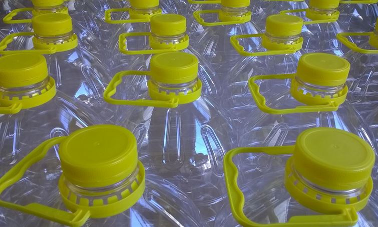 Bottiglie in plastica pet